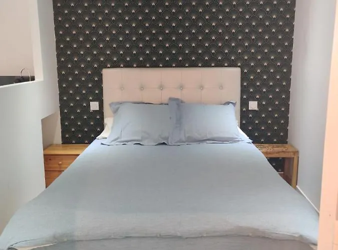 Logement Neuf Centre Du Village Aux Pieds Du Chateau