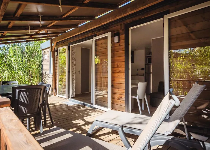 Nova Lodges